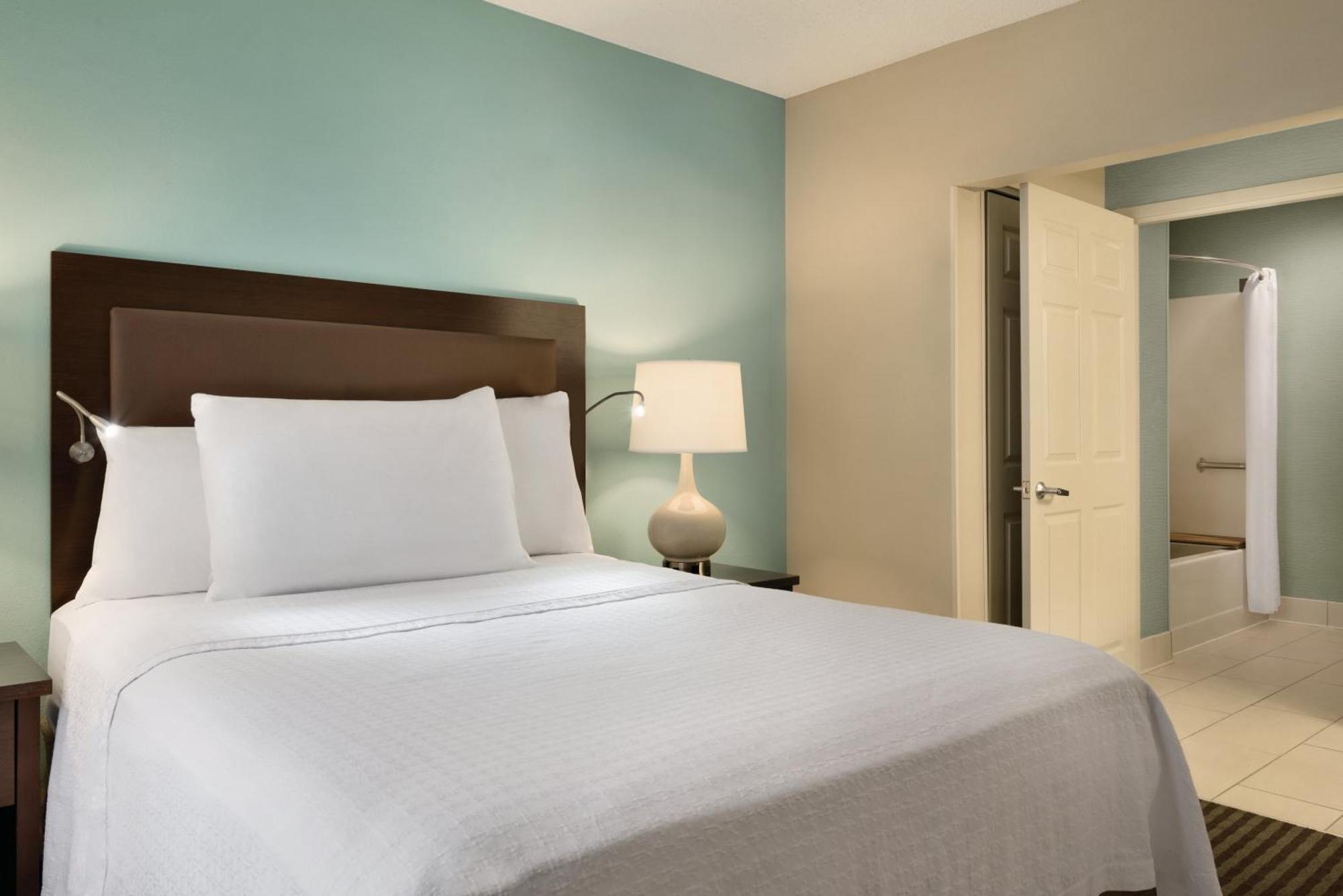 Homewood Suites Гранд-Рапидс Экстерьер фото